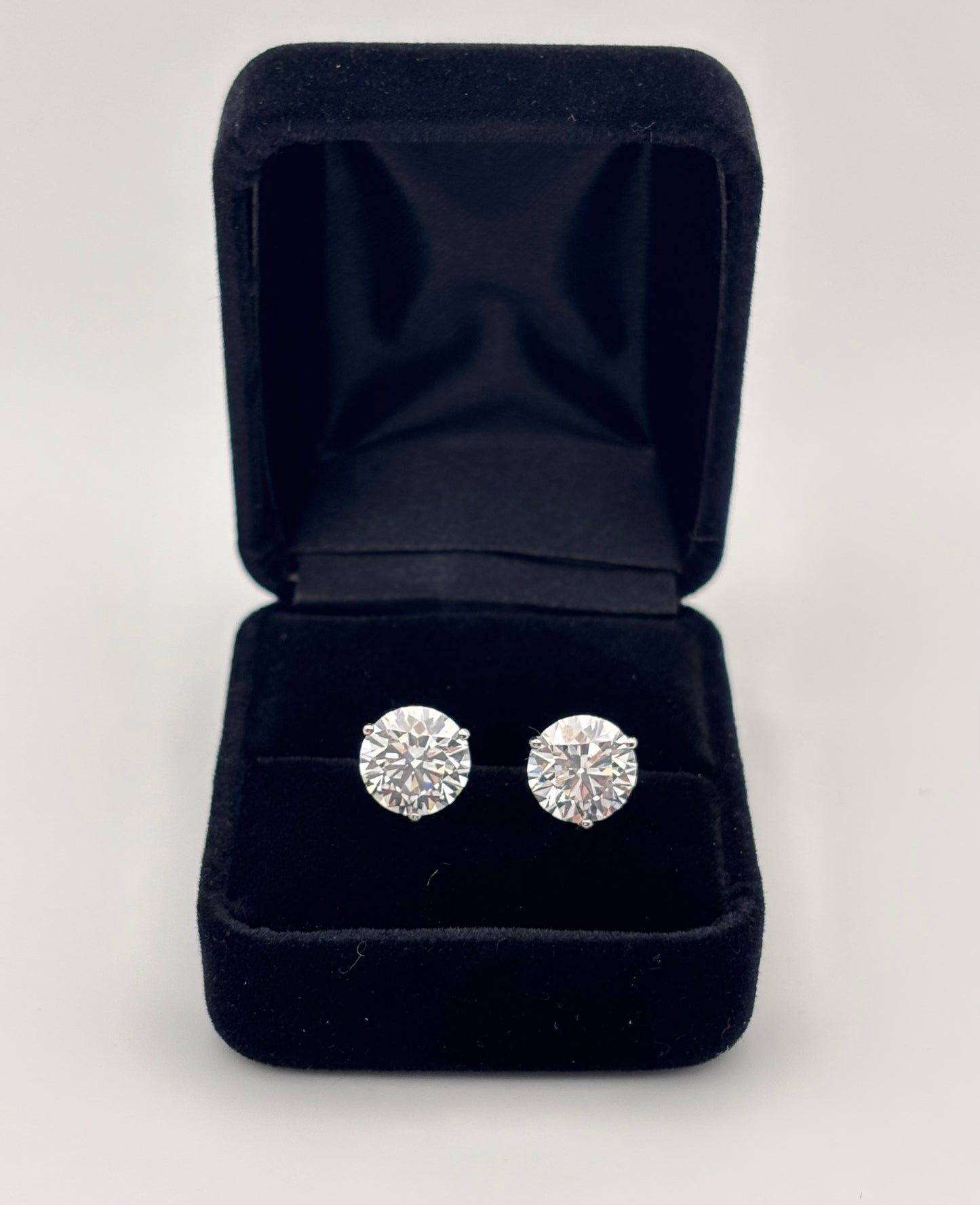 Lab Grown Diamond Studs - IGI Certified