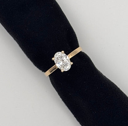 1 Carat Oval Lab Grown Diamond Solitaire Ring